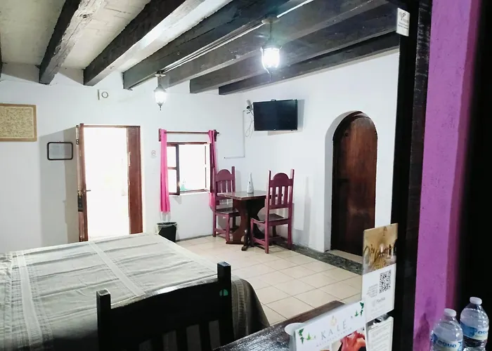 Hotel barato: Hotel Bacantes